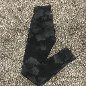 Lululemon Leggings Black and Grey SZ 4